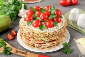 Кабачковый торт с помидорами и чесноком - фото шаг 11