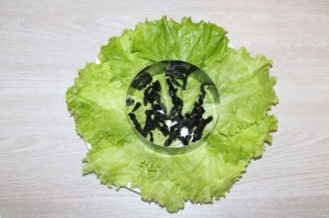 Салат с курицей, черносливом и ананасом - фото шаг 6