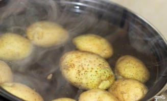 Картофель "Айдахо" в духовке - фото шаг 1