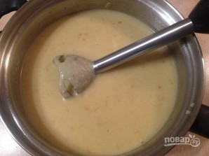 Луково-сельдерейный суп с грибами - фото шаг 8