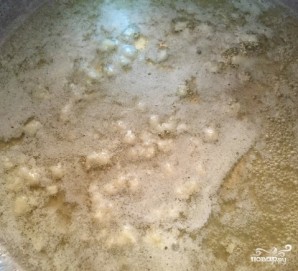 Сырный соус из плавленого сыра - фото шаг 2