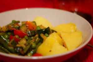 Овощи, жареные на сковороде - фото шаг 5