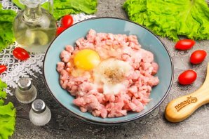 Котлеты с сыром и помидорами - фото шаг 3