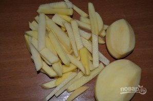 Картошка фри во фритюрнице - фото шаг 1
