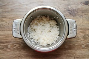 Рисовая каша с кокосовой стружкой и сгущенным молоком - фото шаг 2
