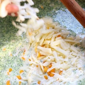 Суп с брокколи и сыром Чеддер - фото шаг 4