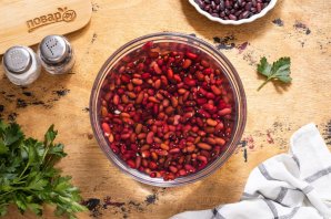 Салат с фасолью на зиму - фото шаг 2