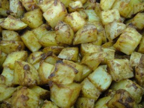 Картофель в духовке с пармезаном - фото шаг 5