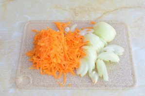 Салат с курицей и опятами - фото шаг 4