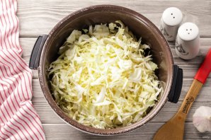 Постные щи в мультиварке - фото шаг 7