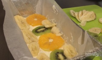 Творожный торт с фруктами без выпечки - фото шаг 6