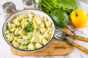 Салат из авокадо с майонезом - фото шаг 6