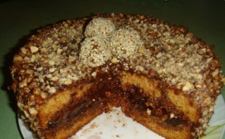 Торт "Медовик" с черносливом - фото шаг 4