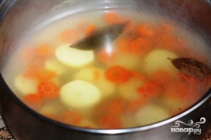 Суп из крапивы с брынзой - фото шаг 1