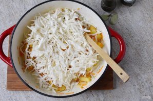 Овощное рагу с картофелем и капустой - фото шаг 7