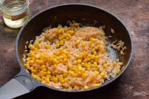 Рис с кукурузой и сыром - фото шаг 6