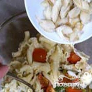Макаронный салат с копченой рыбой - фото шаг 2
