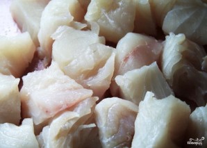 Картофельная запеканка с рыбным фаршем в духовке - фото шаг 1