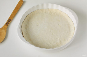 Пицца на слоеном тесте - фото шаг 2