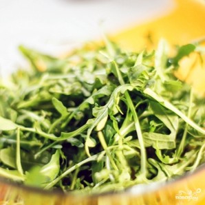 Зеленый салат с каперсами - фото шаг 5