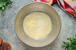 Рулетики с корицей и глазурью - фото шаг 4