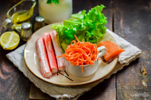Салат "Маяк" с корейской морковкой - фото шаг 1