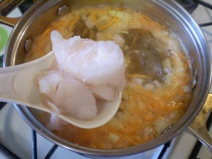 Рыбный суп с вермишелью - фото шаг 5
