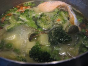 Овощной суп с рыбой - фото шаг 6