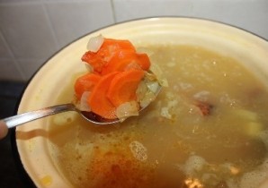 Суп гороховый с копчеными ребрышками - фото шаг 9