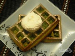 Диетические зеленые вафли с мороженым - фото шаг 7