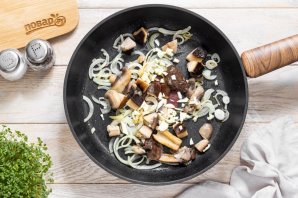 Постный грибной суп из замороженных грибов - фото шаг 5