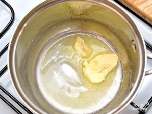 Молочно-сырный соус - фото шаг 1