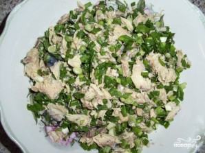 Салат из скумбрии с рисом - фото шаг 3