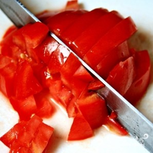 Салат из помидоров и фасоли - фото шаг 1