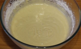 Пирог с черничным вареньем в мультиварке - фото шаг 3
