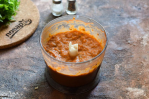 Соус для шашлыка из помидоров и баклажанов - фото шаг 6