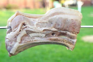 Шашлык на косточке из свинины - фото шаг 5