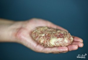 Зразы мясные с грибами - фото шаг 10