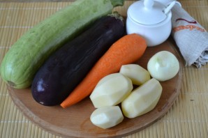 Овощное рагу с баклажанами - фото шаг 1