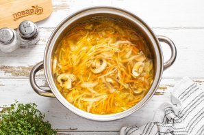 Щи постные с грибами - фото шаг 9