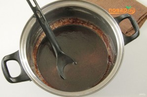 Шоколадный пирог с изюмом - фото шаг 3