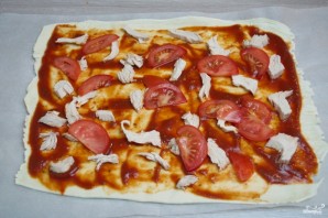 Пицца из бездрожжевого теста в духовке - фото шаг 5