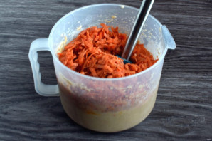 Морковный торт со сметаной - фото шаг 4