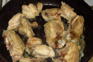 Картошка с курицей, тушеная в кастрюле - фото шаг 2