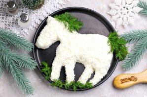 Крабовый салат "Белая лошадь" - фото шаг 9