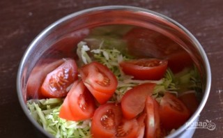 Салат с овощами - фото шаг 2