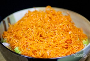 Салат "Пикантный" с корейской морковкой - фото шаг 6