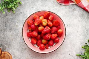 Клубника протертая с сахаром - фото шаг 3