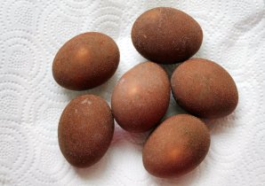 Мерцающие яйца в вине на Пасху - фото шаг 4