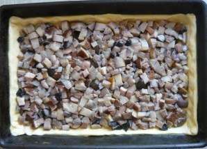 Пирог с грибами и сыром - фото шаг 3